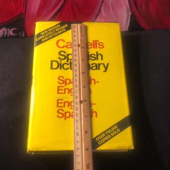 Cassell’s Spanish -English & English to Spanish Dictionary - Picture 3 of 13